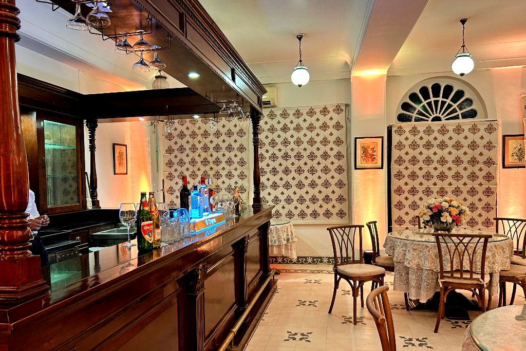 Banquet bar and drinks